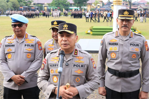 Polda Riau PTDH 12 Personel: Menjaga Marwah dan Integritas Polri