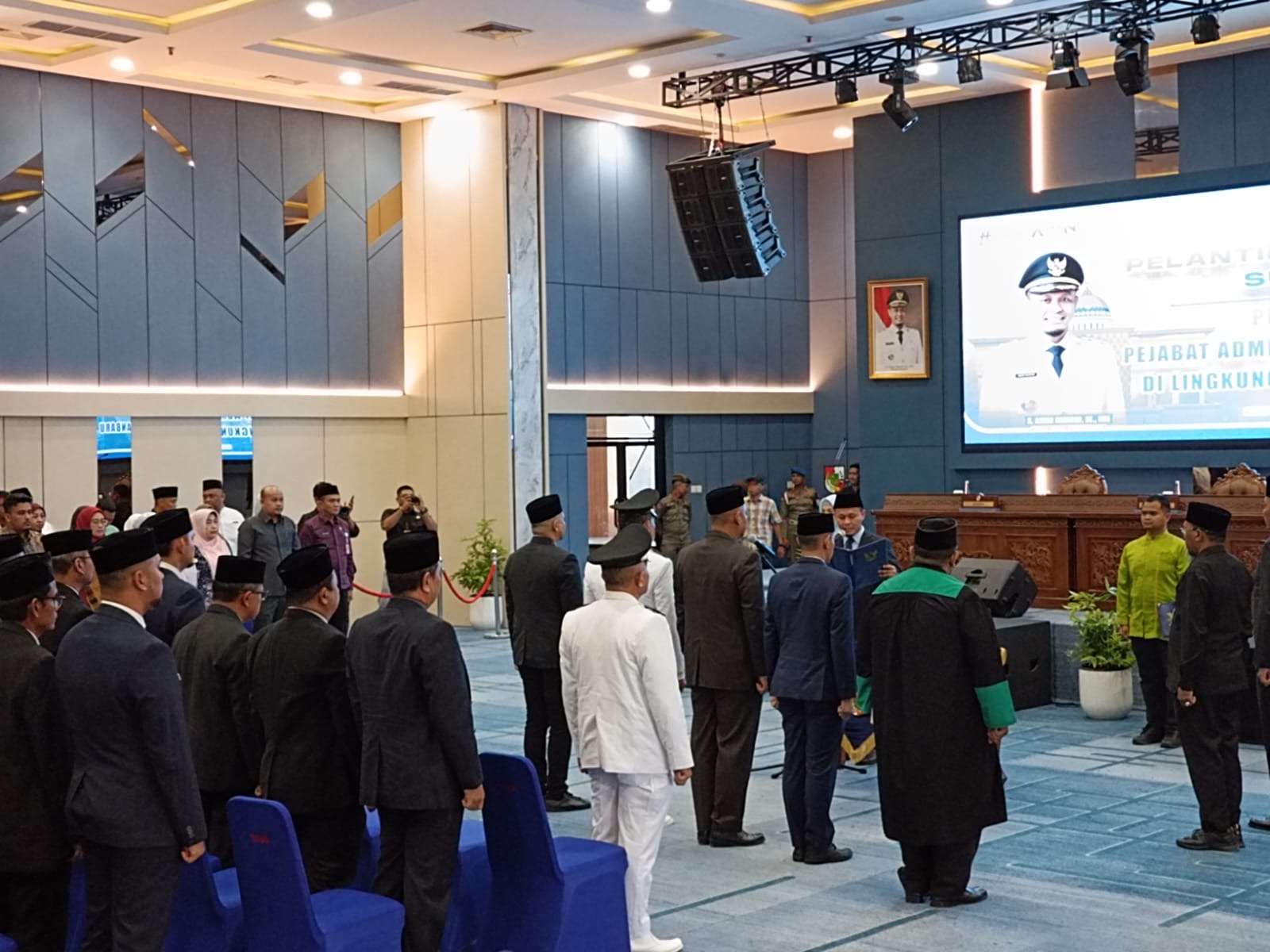 Wako Agung Lantik 29 Pejabat Pemko Pekanbaru